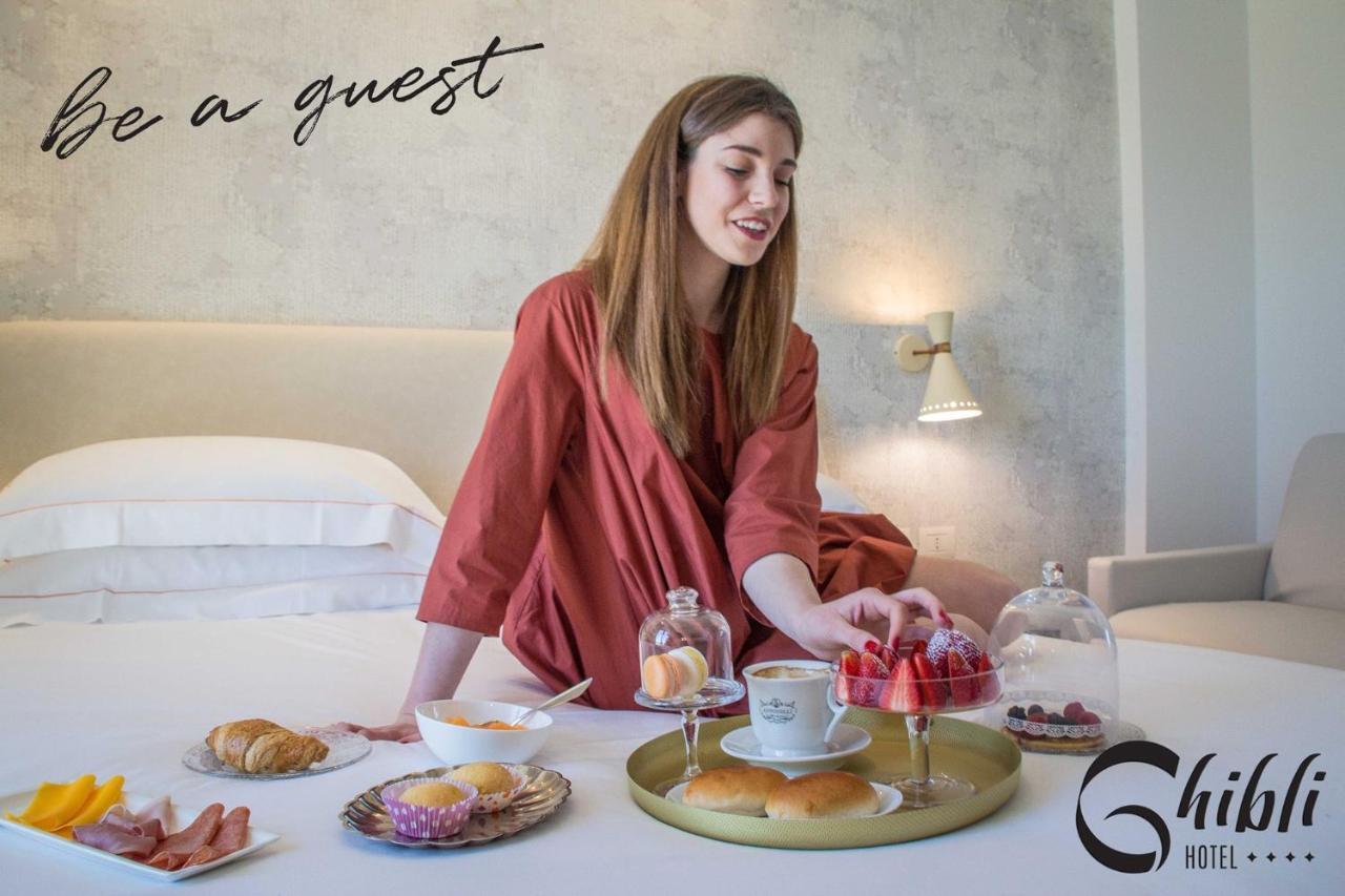 Ghibli Hotel 시비타노바 마르셰 외부 사진